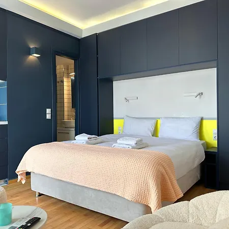 R1 Blue Paradise Private Terrace Jacuzzi *