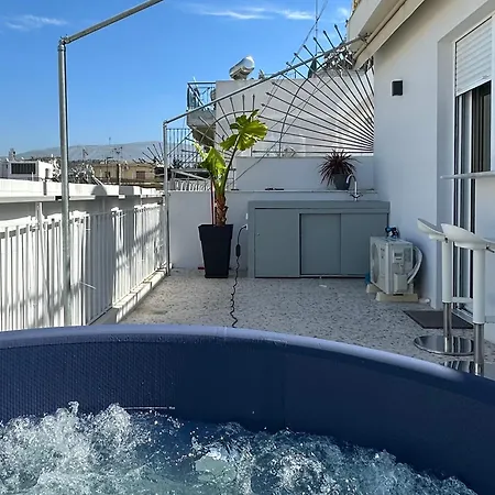 R1 Blue Paradise Private Terrace Jacuzzi * Athens