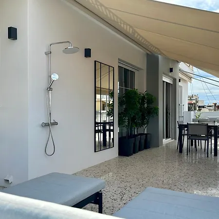 R1 Blue Paradise Private Terrace Jacuzzi * Athens