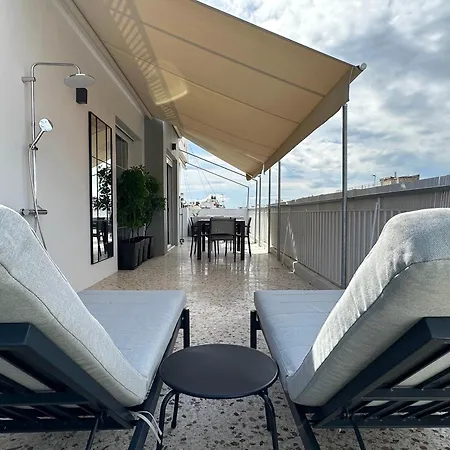 R1 Blue Paradise Private Terrace Jacuzzi *